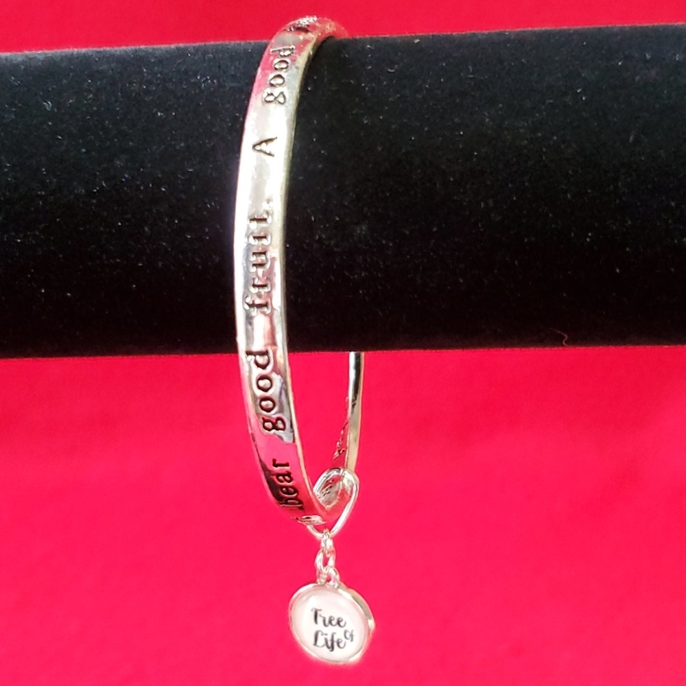Scripture bangle bracelet Matthew 7:18 - Picture 2 of 4